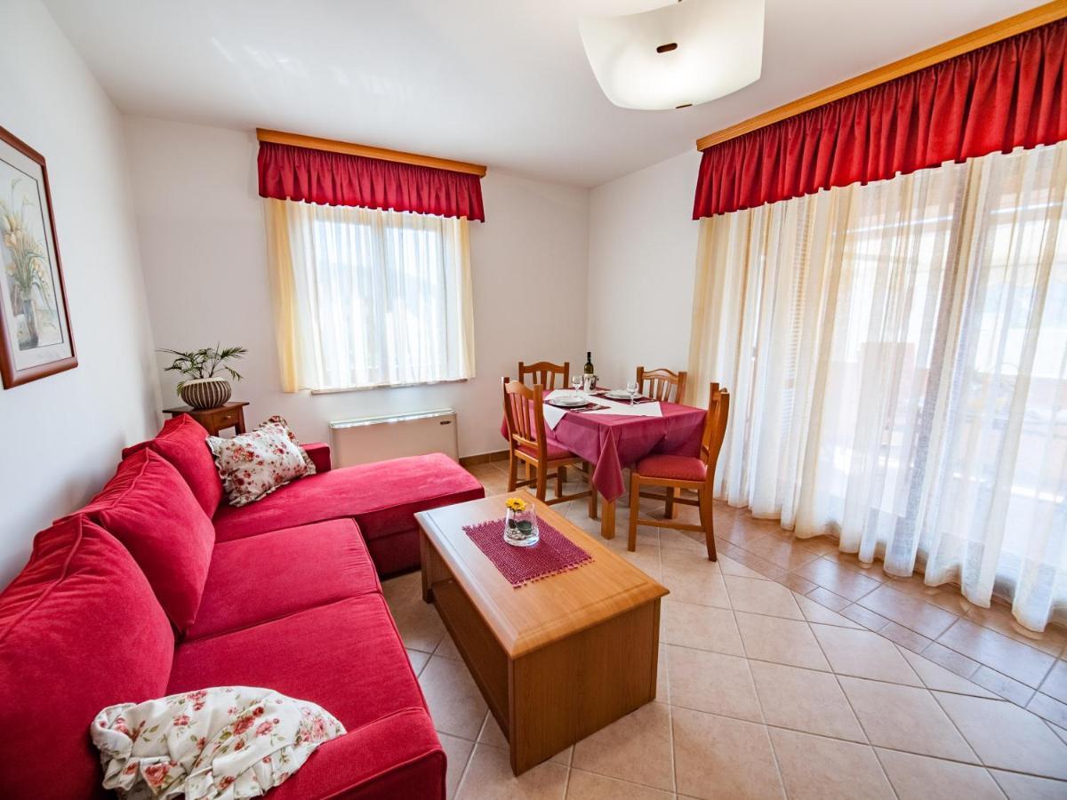 Villa Magnolija Cres Kültér fotó